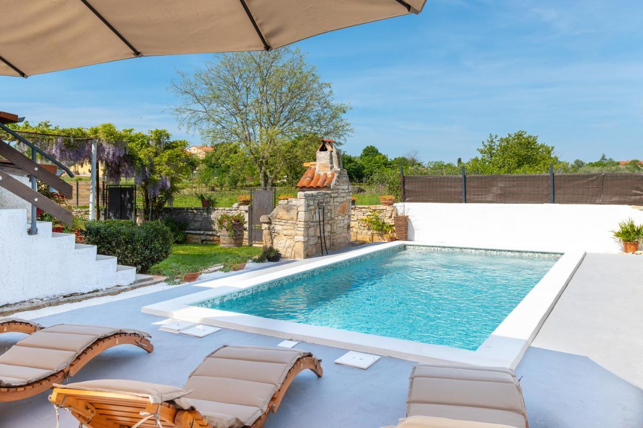 Apartment Adriana On Peaceful Location With Pool *